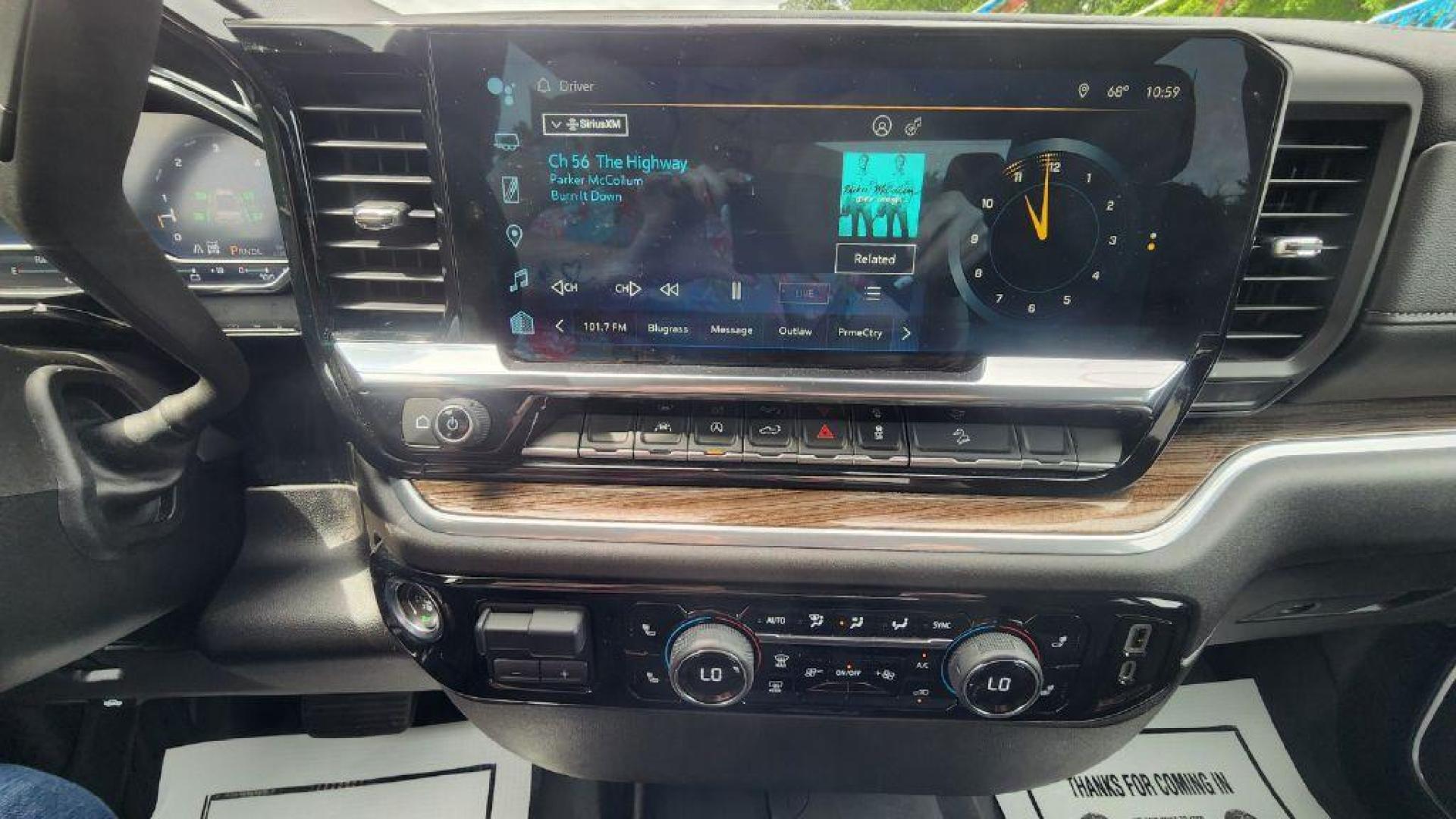 2025 GRAY CHEVROLET SILVERADO 1500 RST (1GCUKEED0SZ) with an 5.3L engine, Automatic transmission, located at 101 S. Halleck St., DeMotte, 46310, (219) 987-2922, 41.202343, -87.198189 - Photo#13