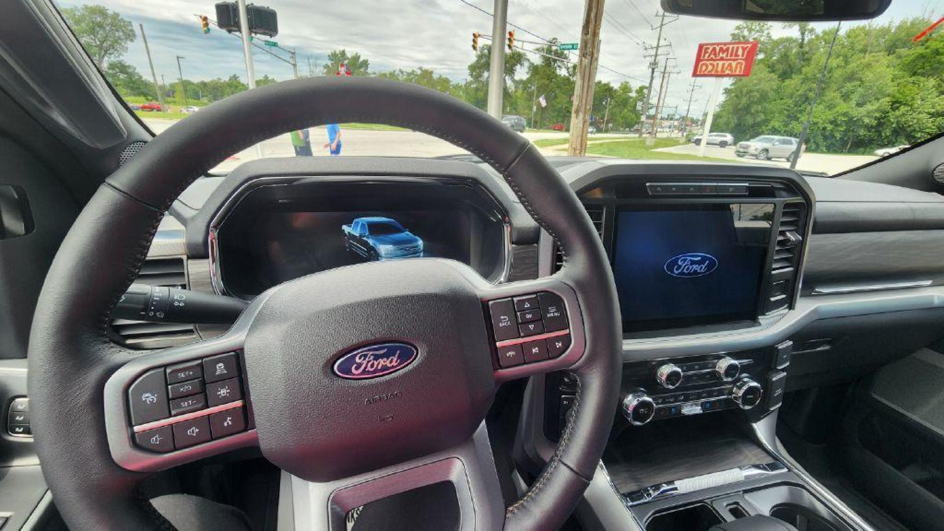 2024 BURGUN FORD F150 LARIAT - 4WD (1FTFW5L8XRK) with an 3.5L engine, Automatic transmission, located at 101 S. Halleck St., DeMotte, 46310, (219) 987-2922, 41.202343, -87.198189- Photo#8