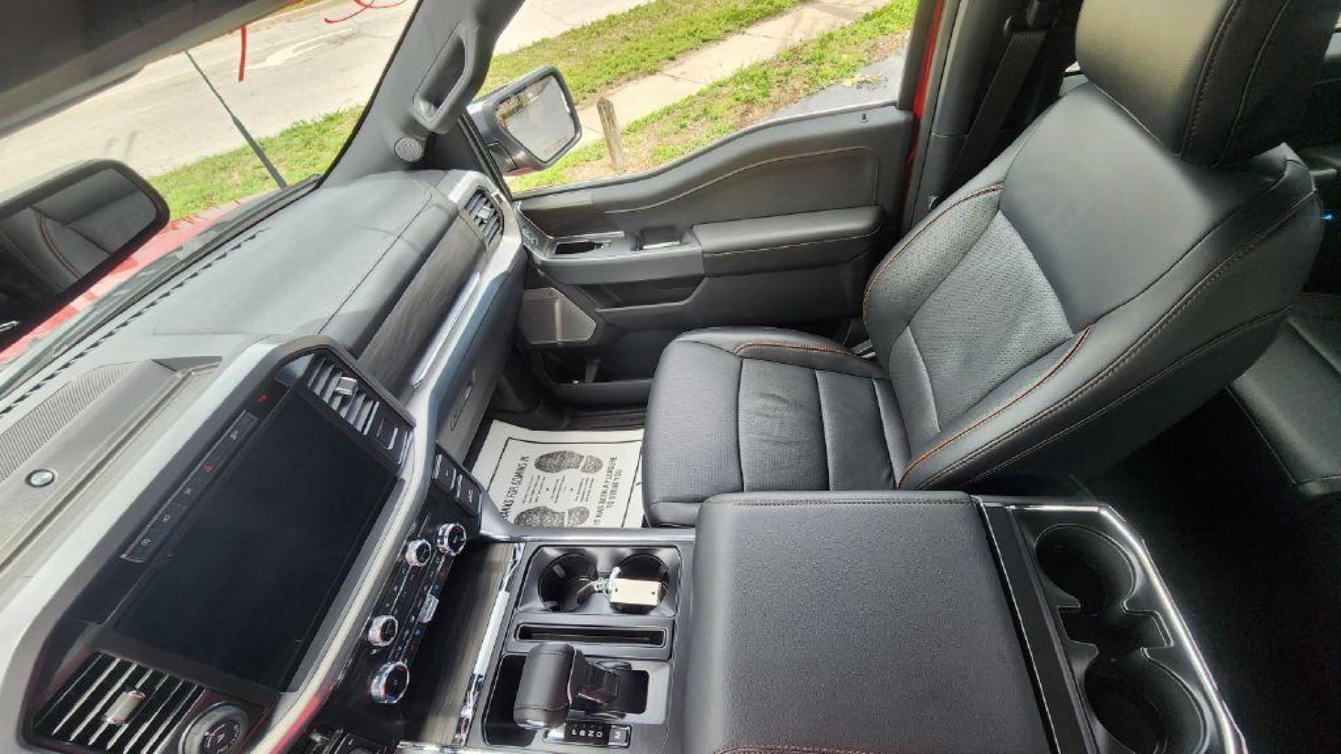 2024 BURGUN FORD F150 LARIAT - 4WD (1FTFW5L8XRK) with an 3.5L engine, Automatic transmission, located at 101 S. Halleck St., DeMotte, 46310, (219) 987-2922, 41.202343, -87.198189- Photo#9