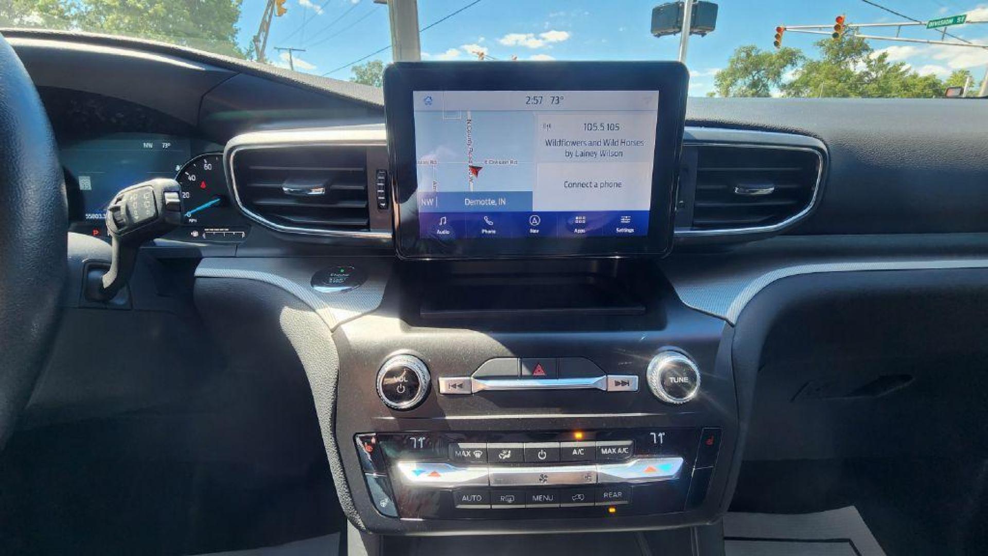 2020 GREEN FORD EXPLORER XLT (1FMSK8DH2LG) with an 2.3L engine, Automatic transmission, located at 101 S. Halleck St., DeMotte, 46310, (219) 987-2922, 41.202343, -87.198189 - Photo#13