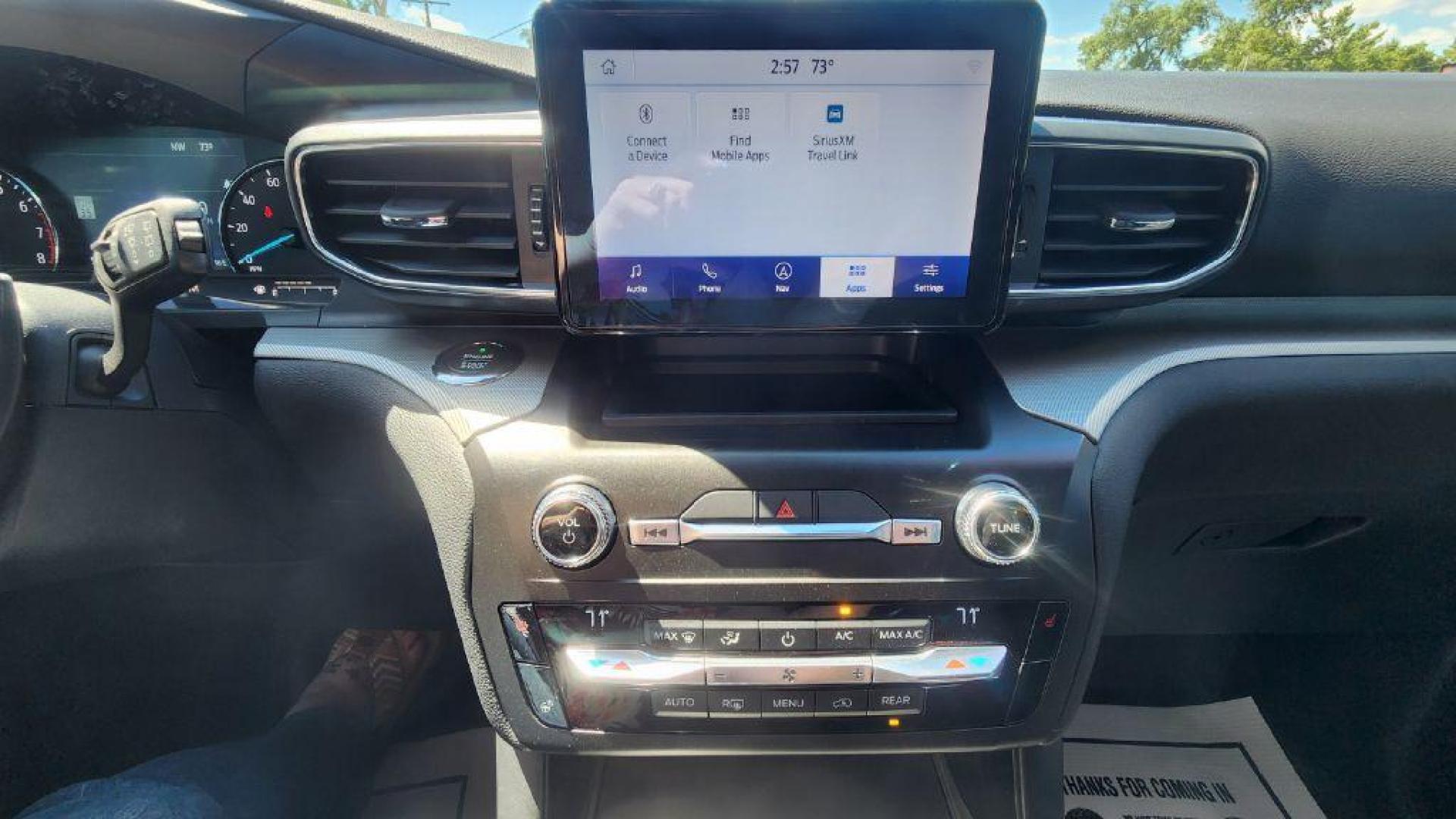 2020 GREEN FORD EXPLORER XLT (1FMSK8DH2LG) with an 2.3L engine, Automatic transmission, located at 101 S. Halleck St., DeMotte, 46310, (219) 987-2922, 41.202343, -87.198189 - Photo#15