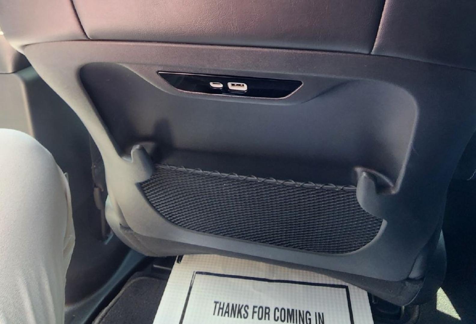 2024 WHITE CHRYSLER PACIFICA TOURING L (2C4RC1BG6RR) with an 3.6L engine, Automatic transmission, located at 101 S. Halleck St., DeMotte, 46310, (219) 987-2922, 41.202343, -87.198189- Photo#21