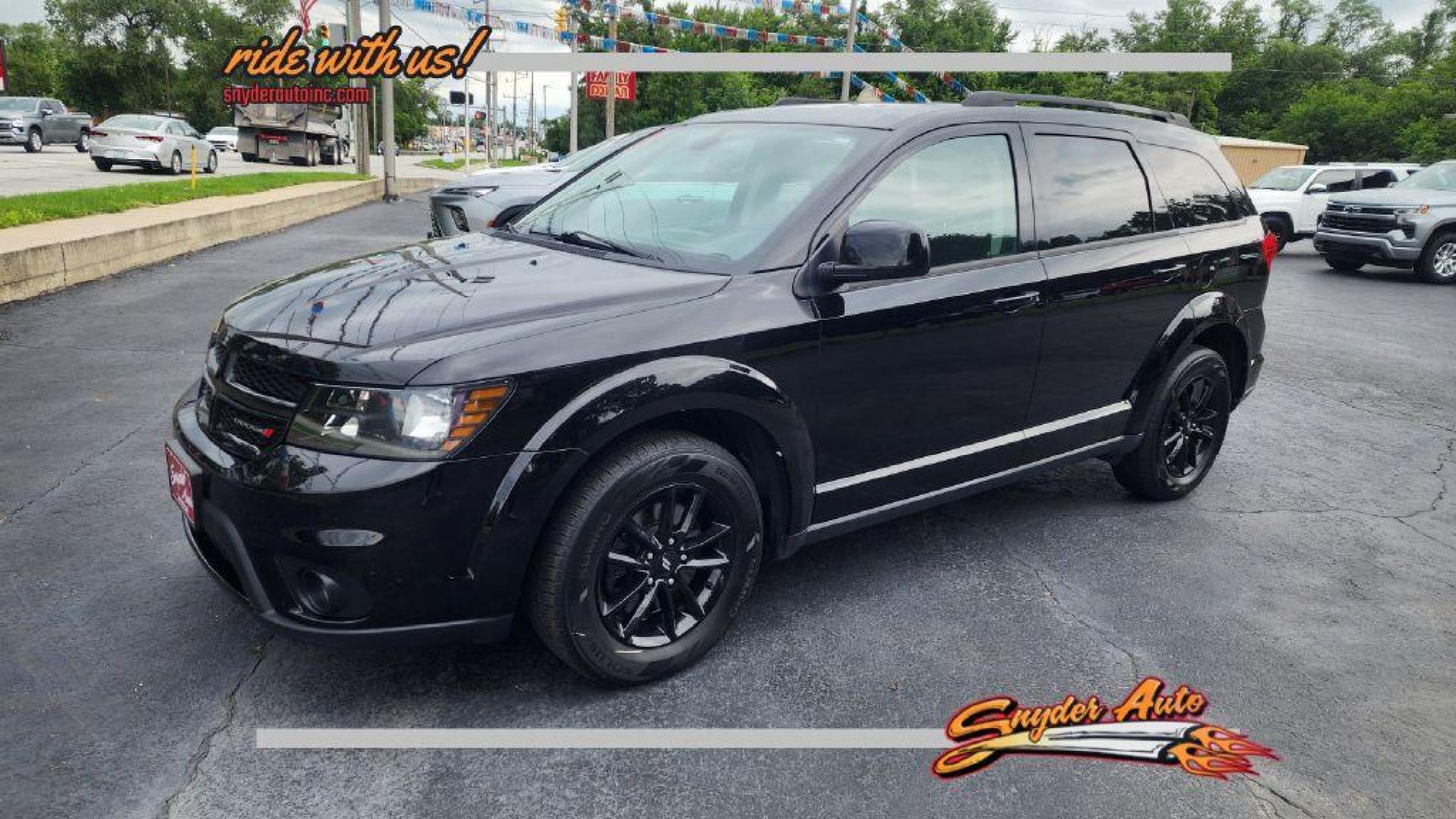 2019 BLACK DODGE JOURNEY SE (3C4PDCBG2KT) with an 3.6L engine, Automatic transmission, located at 101 S. Halleck St., DeMotte, 46310, (219) 987-2922, 41.202343, -87.198189- Photo#0