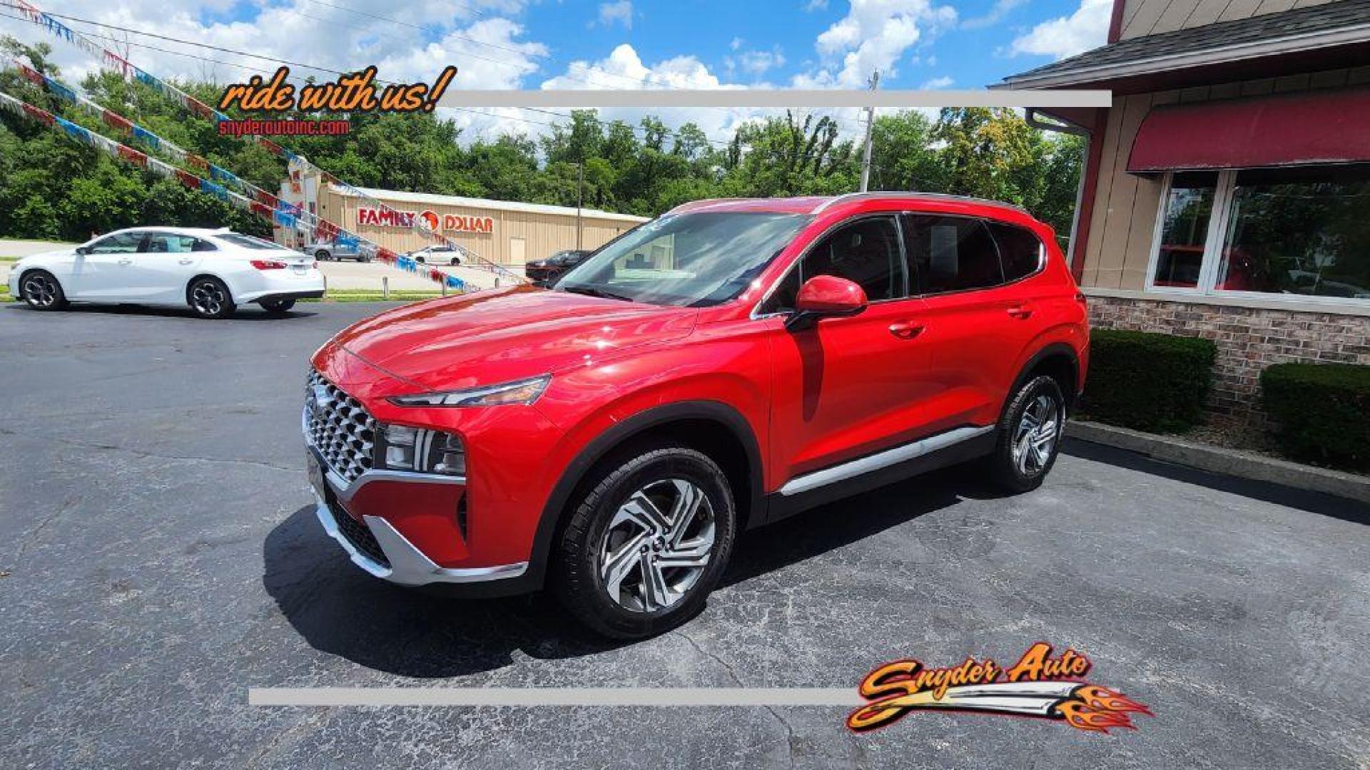 2022 BURGUN HYUNDAI SANTA FE SEL (5NMS2DAJ7NH) with an 2.5L engine, Automatic transmission, located at 101 S. Halleck St., DeMotte, 46310, (219) 987-2922, 41.202343, -87.198189 - Photo#0