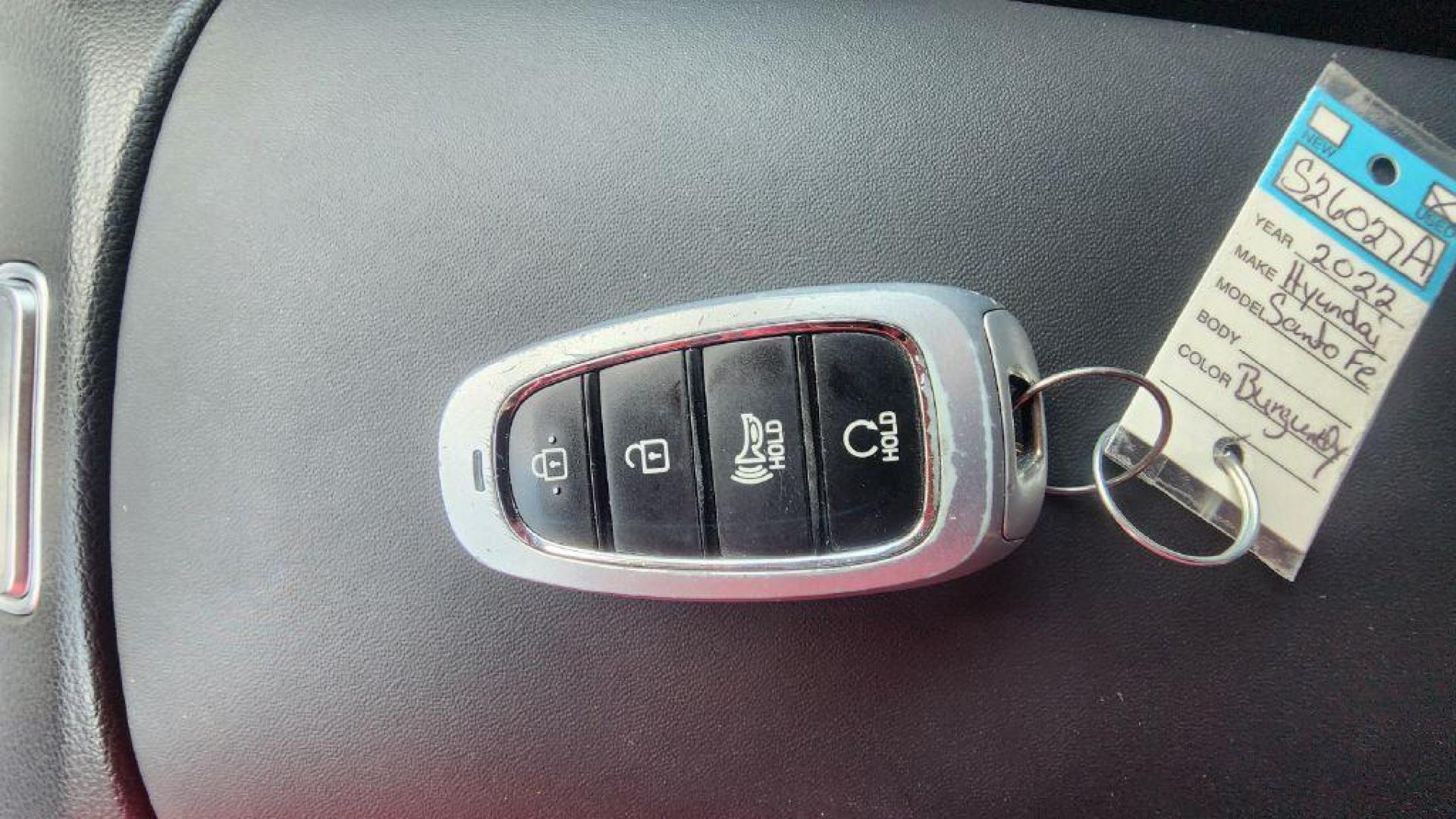 2022 BURGUN HYUNDAI SANTA FE SEL (5NMS2DAJ7NH) with an 2.5L engine, Automatic transmission, located at 101 S. Halleck St., DeMotte, 46310, (219) 987-2922, 41.202343, -87.198189 - Photo#16
