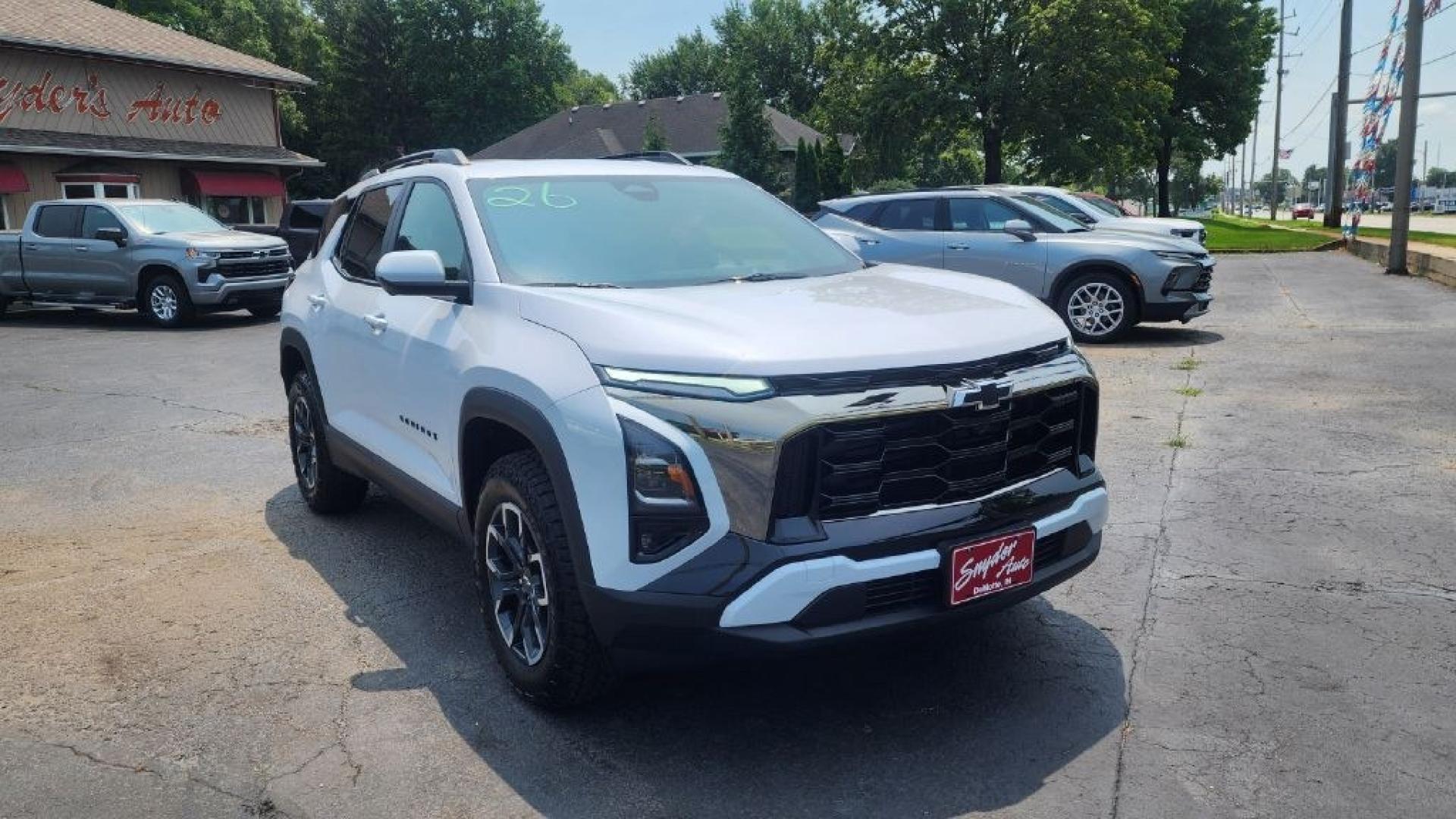 2026 WHITE CHEVROLET EQUINOX ACTIV (3GNAXSEG7TL) with an 1.5L engine, Automatic transmission, located at 101 S. Halleck St., DeMotte, 46310, (219) 987-2922, 41.202343, -87.198189- Photo#1