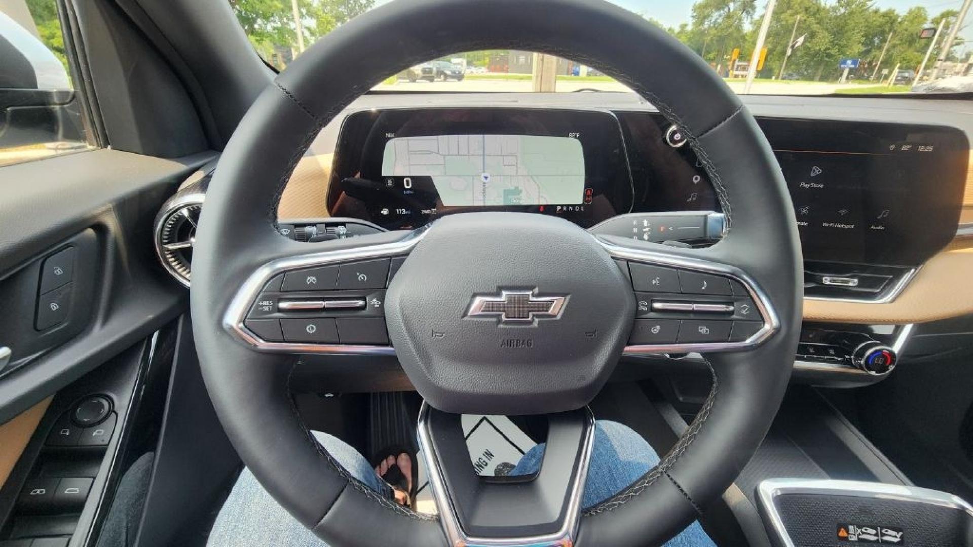 2026 WHITE CHEVROLET EQUINOX ACTIV (3GNAXSEG7TL) with an 1.5L engine, Automatic transmission, located at 101 S. Halleck St., DeMotte, 46310, (219) 987-2922, 41.202343, -87.198189- Photo#11