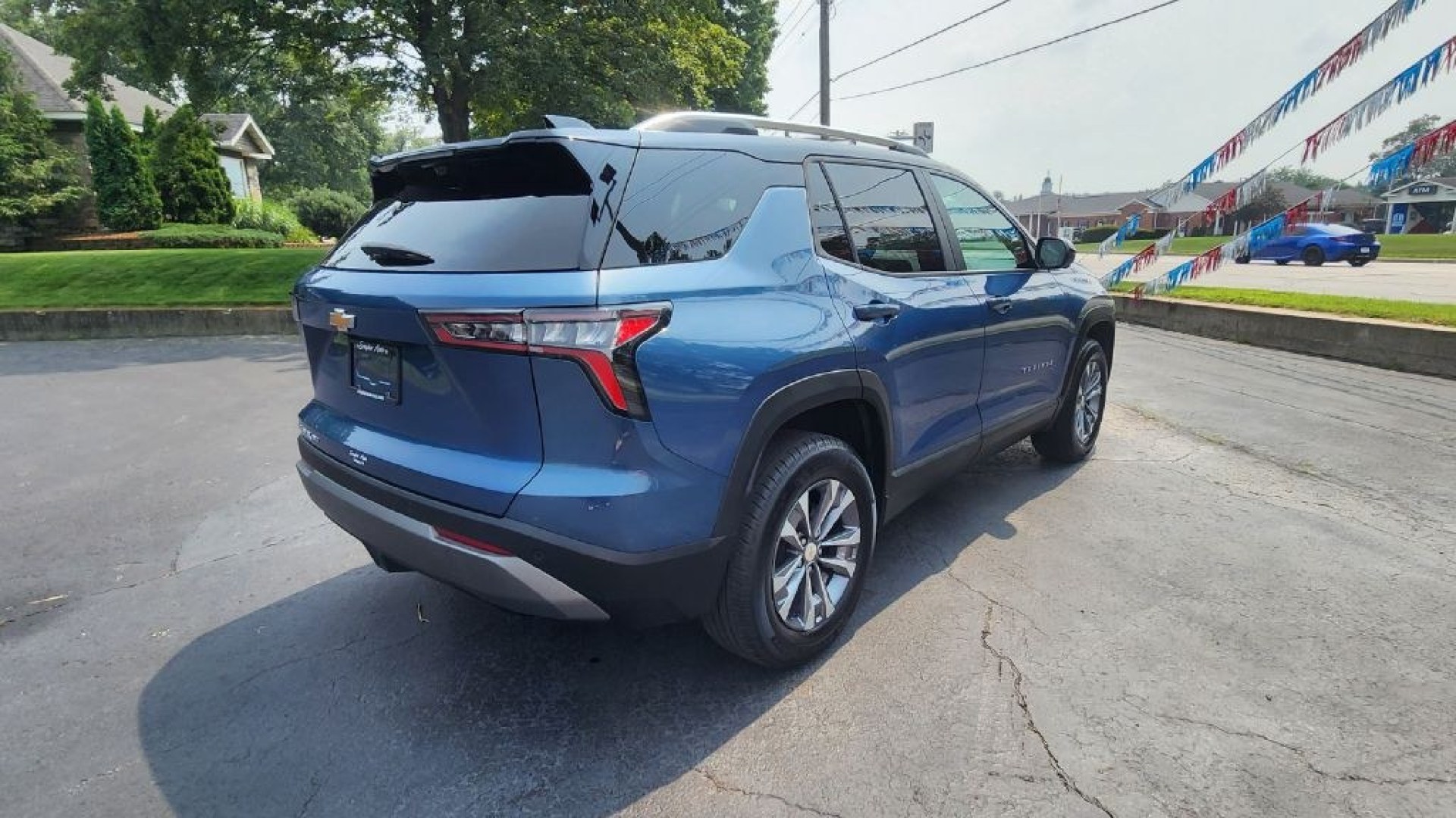 2025 BLUE CHEVROLET EQUINOX LT - AWD (3GNAXPEG2SL) with an 1.5L engine, Automatic transmission, located at 101 S. Halleck St., DeMotte, 46310, (219) 987-2922, 41.202343, -87.198189- Photo#2