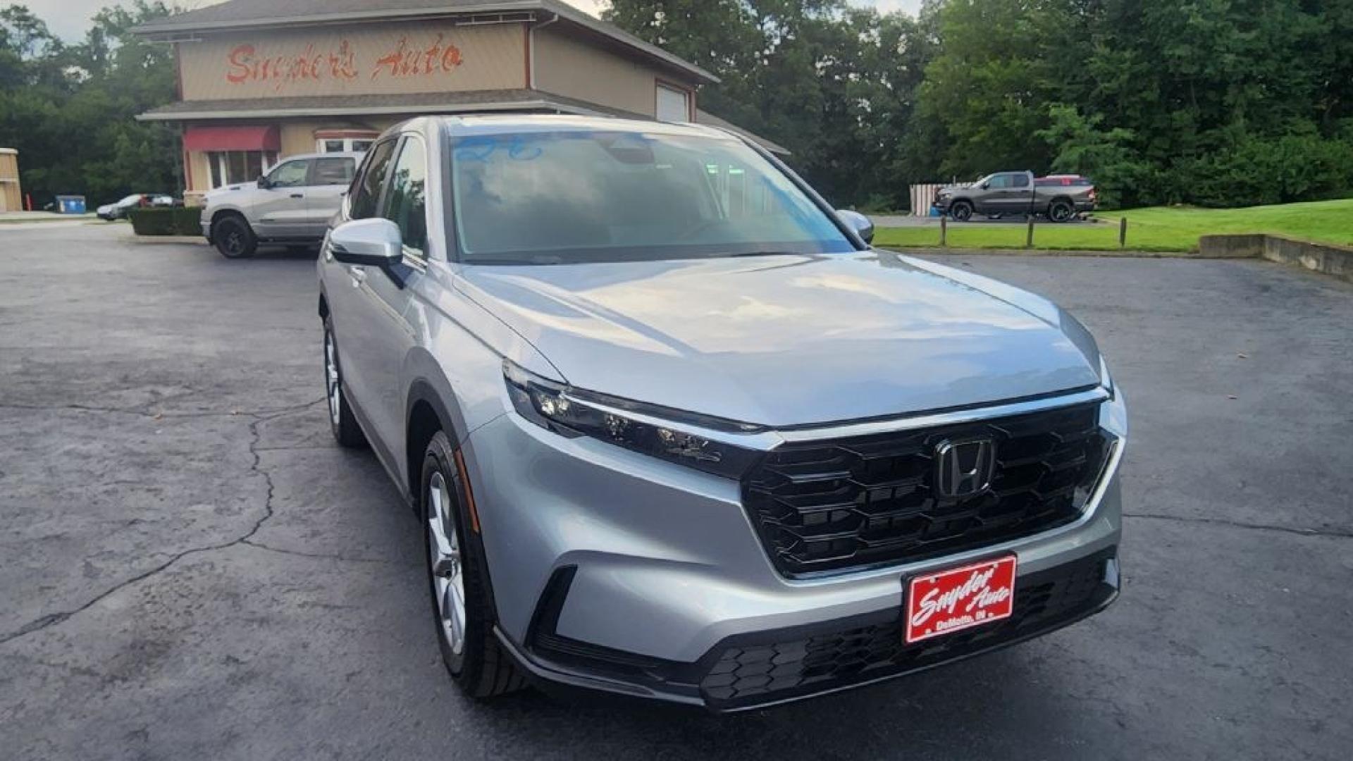2026 SILVER HONDA CR-V EX (2HKRS4H46TH) with an 1.5L engine, Continuously Variable transmission, located at 101 S. Halleck St., DeMotte, 46310, (219) 987-2922, 41.202343, -87.198189- Photo#1