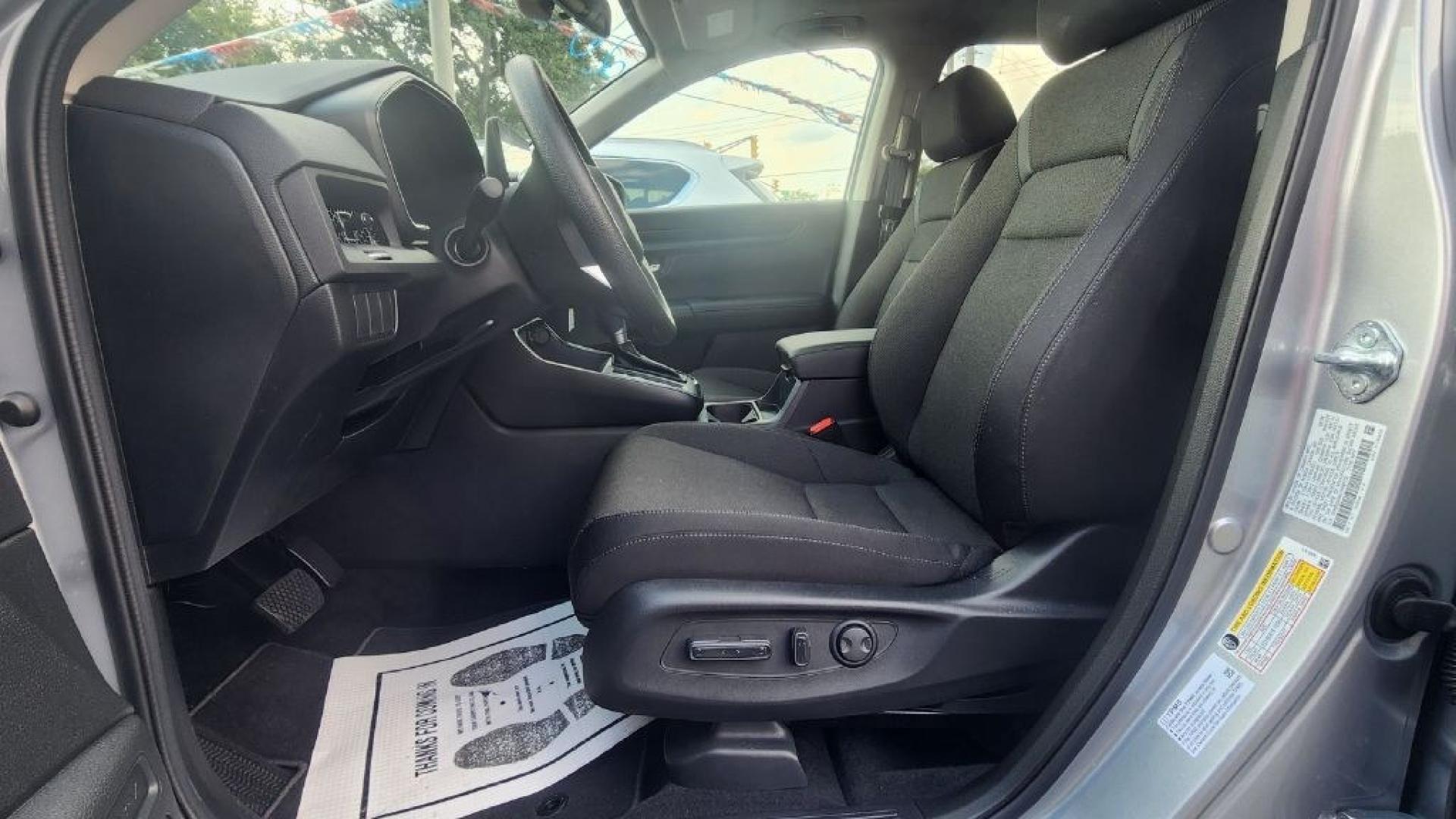 2026 SILVER HONDA CR-V EX (2HKRS4H46TH) with an 1.5L engine, Continuously Variable transmission, located at 101 S. Halleck St., DeMotte, 46310, (219) 987-2922, 41.202343, -87.198189- Photo#4