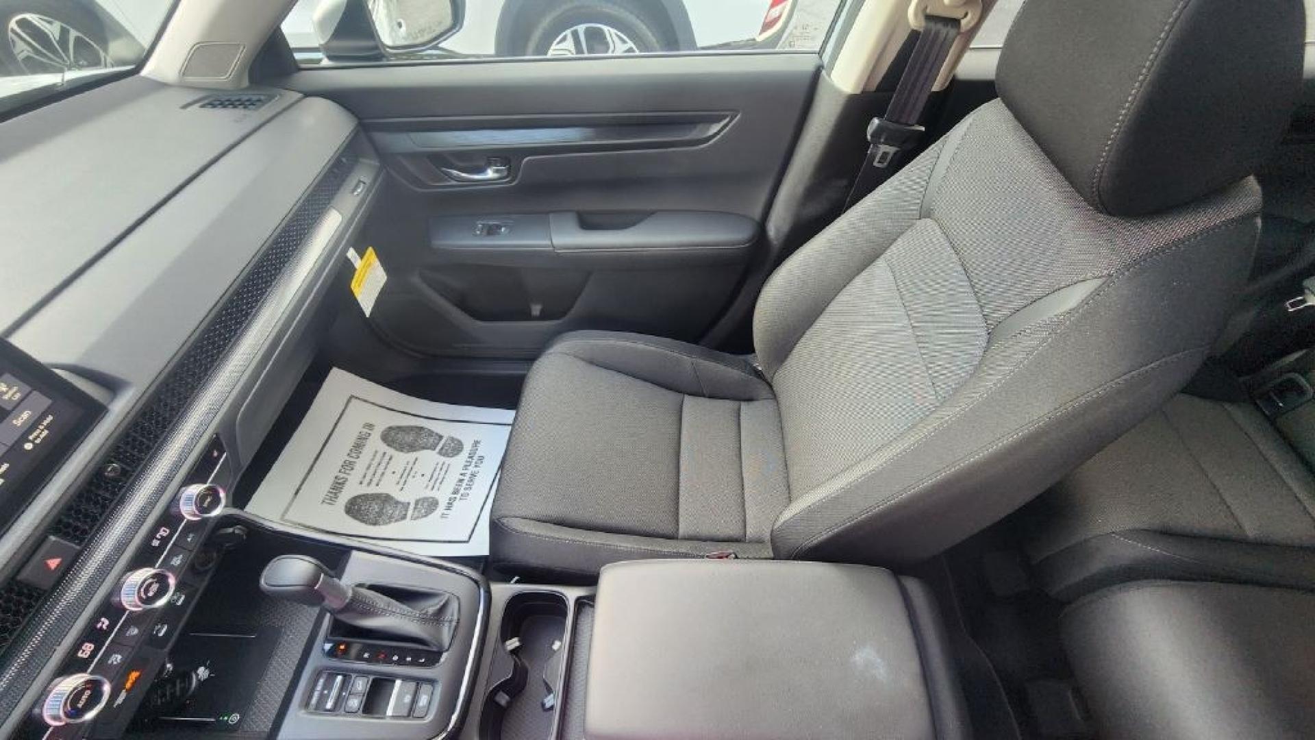2026 SILVER HONDA CR-V EX (2HKRS4H46TH) with an 1.5L engine, Continuously Variable transmission, located at 101 S. Halleck St., DeMotte, 46310, (219) 987-2922, 41.202343, -87.198189- Photo#9