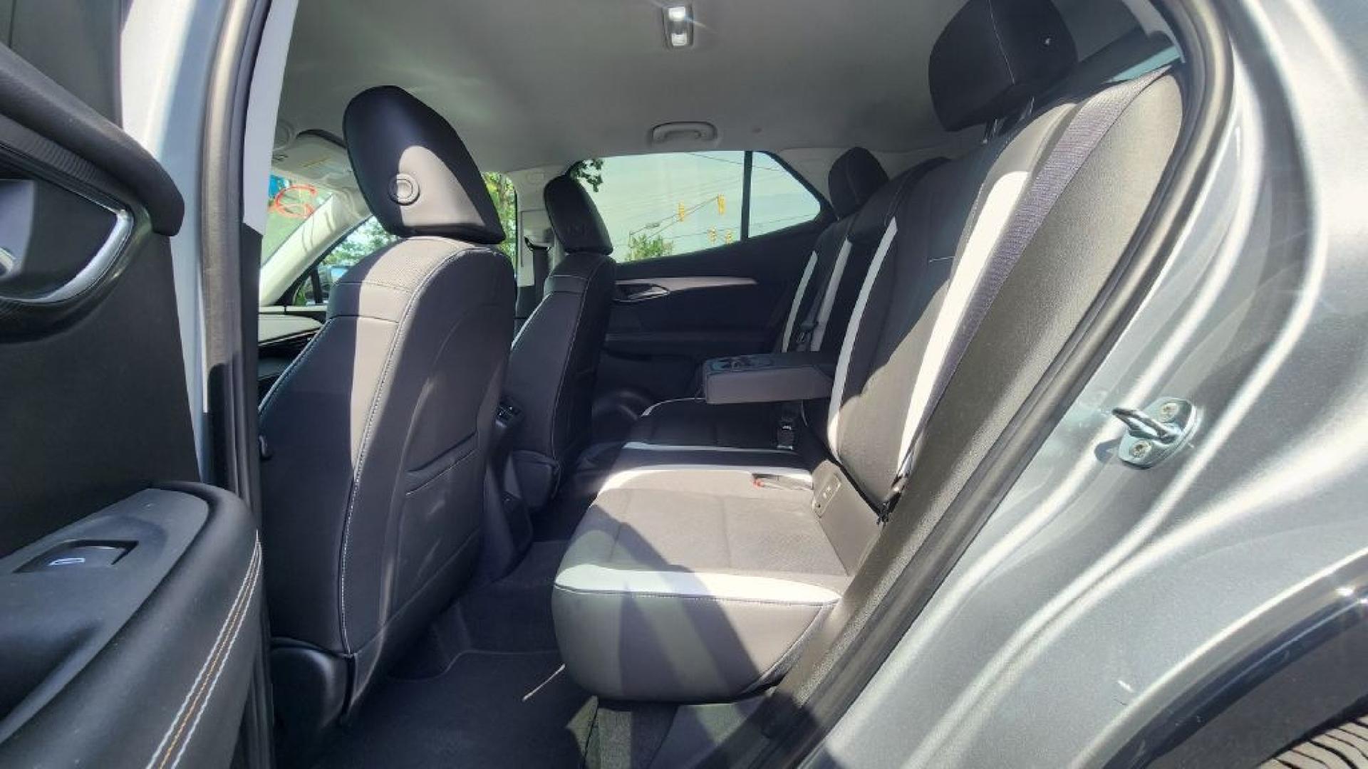 2025 BUICK ENVISION SPORT TOURING (LRBFZLE43SD) with an 2.0L engine, Automatic transmission, located at 101 S. Halleck St., DeMotte, 46310, (219) 987-2922, 41.202343, -87.198189- Photo#5