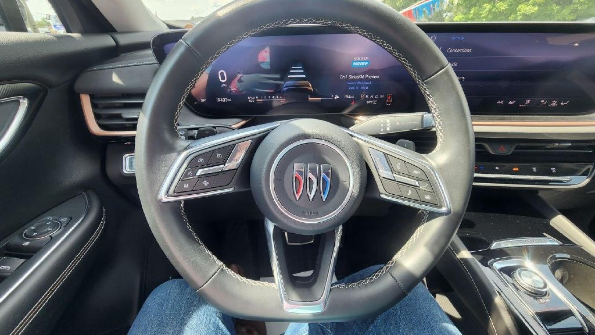 2025 BUICK ENVISION SPORT TOURING (LRBFZLE43SD) with an 2.0L engine, Automatic transmission, located at 101 S. Halleck St., DeMotte, 46310, (219) 987-2922, 41.202343, -87.198189- Photo#11