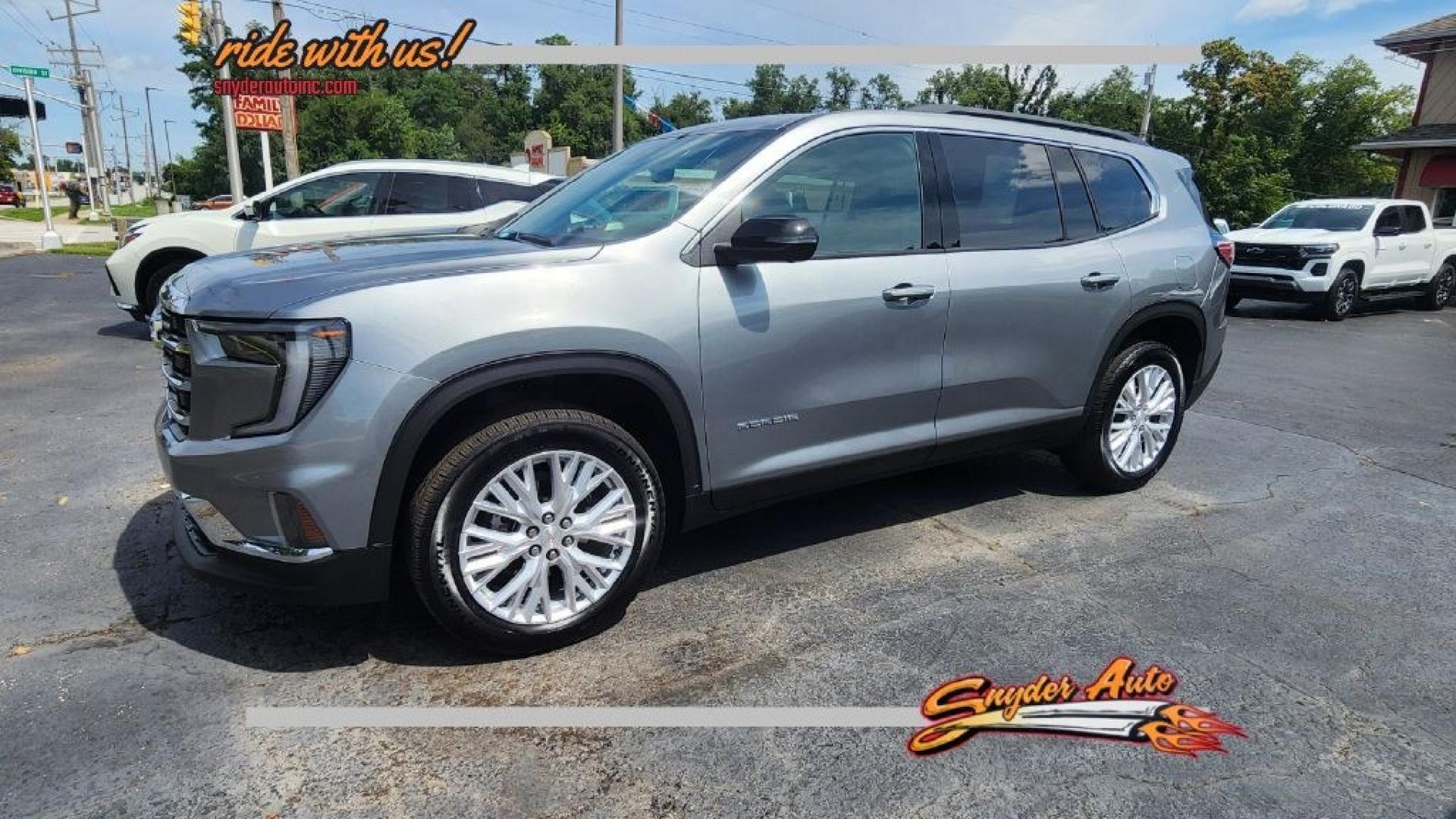 2026 SILVER GMC ACADIA ELEVATION (1GKENKKS8TJ) with an 2.5L engine, Automatic transmission, located at 101 S. Halleck St., DeMotte, 46310, (219) 987-2922, 41.202343, -87.198189- Photo#0