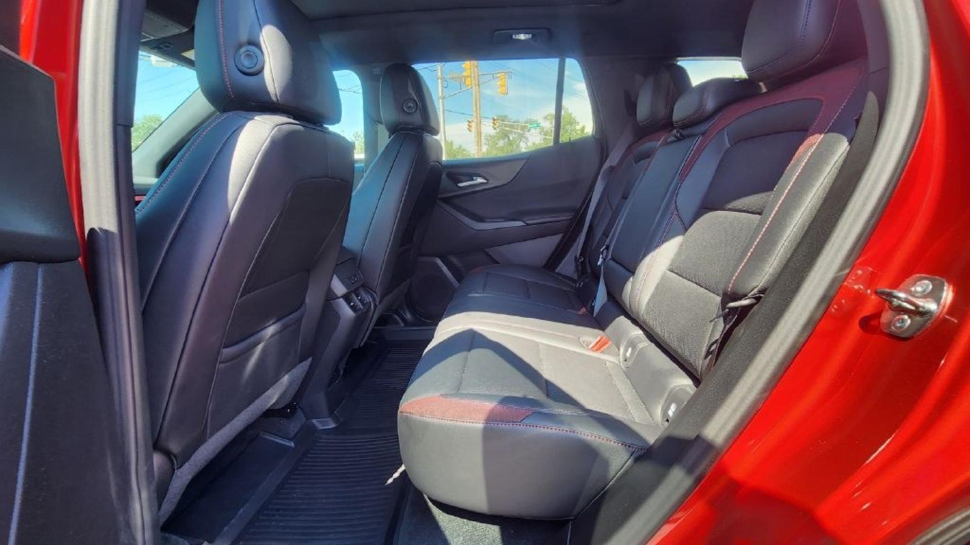 2026 BURGUN CHEVROLET EQUINOX RS - AWD (3GNAXTEG0TL) with an 1.5L engine, Automatic transmission, located at 101 S. Halleck St., DeMotte, 46310, (219) 987-2922, 41.202343, -87.198189- Photo#5