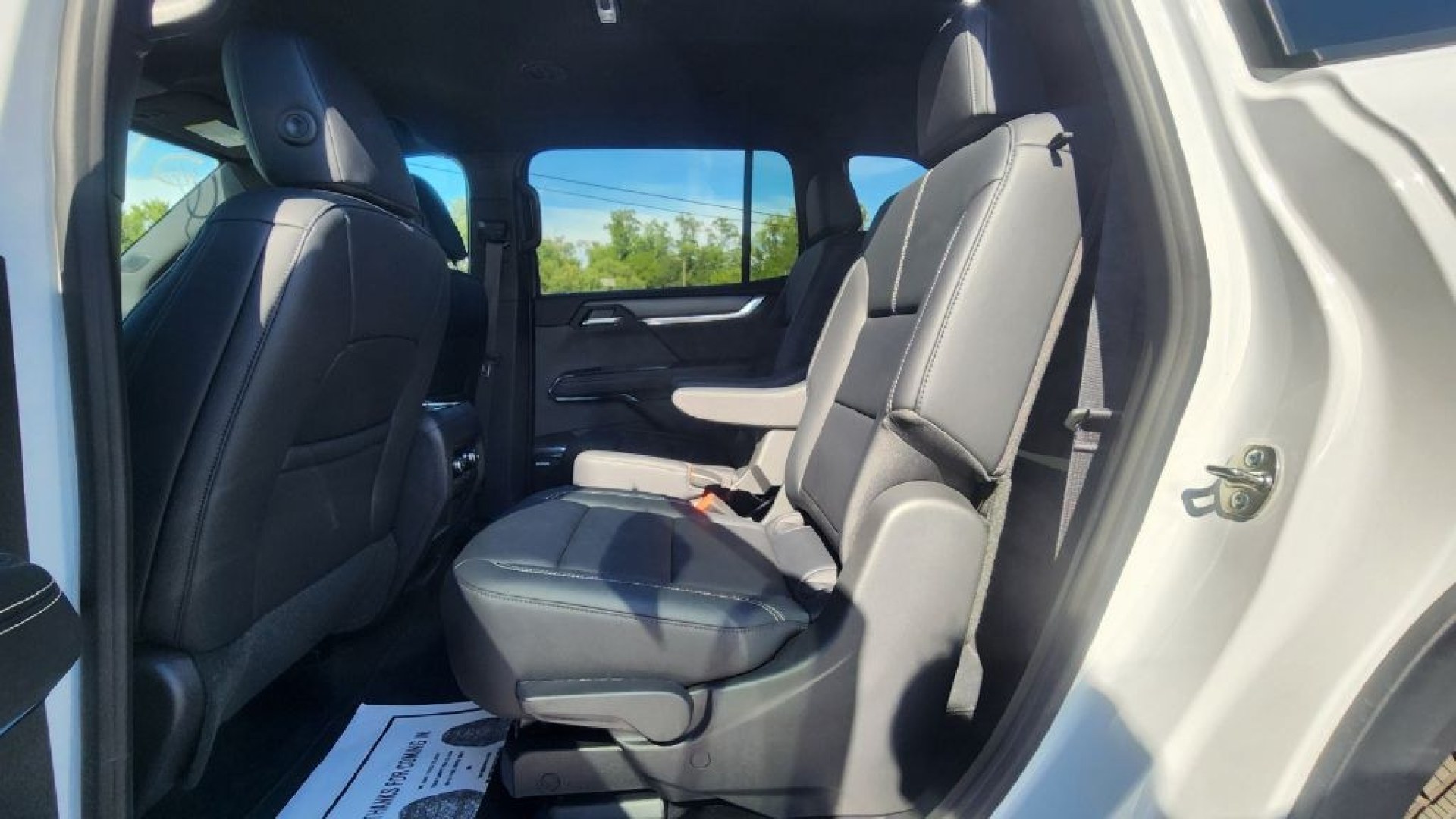 2026 WHITE GMC ACADIA ELEVATION - AWD (1GKENNKSXTJ) with an 2.5L engine, Automatic transmission, located at 101 S. Halleck St., DeMotte, 46310, (219) 987-2922, 41.202343, -87.198189- Photo#5