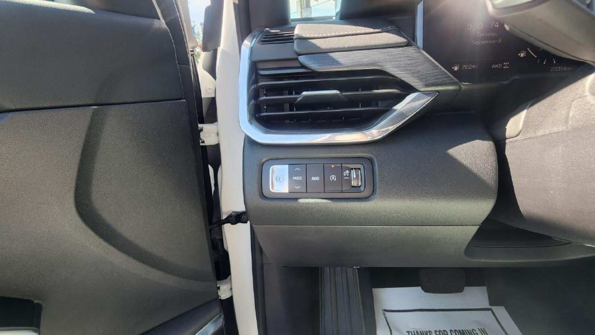 2026 WHITE GMC ACADIA ELEVATION - AWD (1GKENNKSXTJ) with an 2.5L engine, Automatic transmission, located at 101 S. Halleck St., DeMotte, 46310, (219) 987-2922, 41.202343, -87.198189- Photo#20