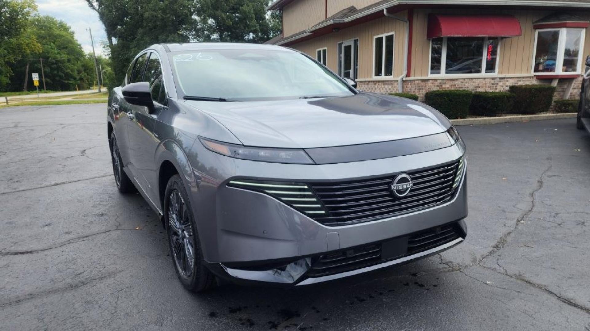 2026 GRAY NISSAN MURANO PLATINUM - AWD (5N1AZ3DS4TC) with an 2.0L engine, Automatic transmission, located at 101 S. Halleck St., DeMotte, 46310, (219) 987-2922, 41.202343, -87.198189- Photo#1