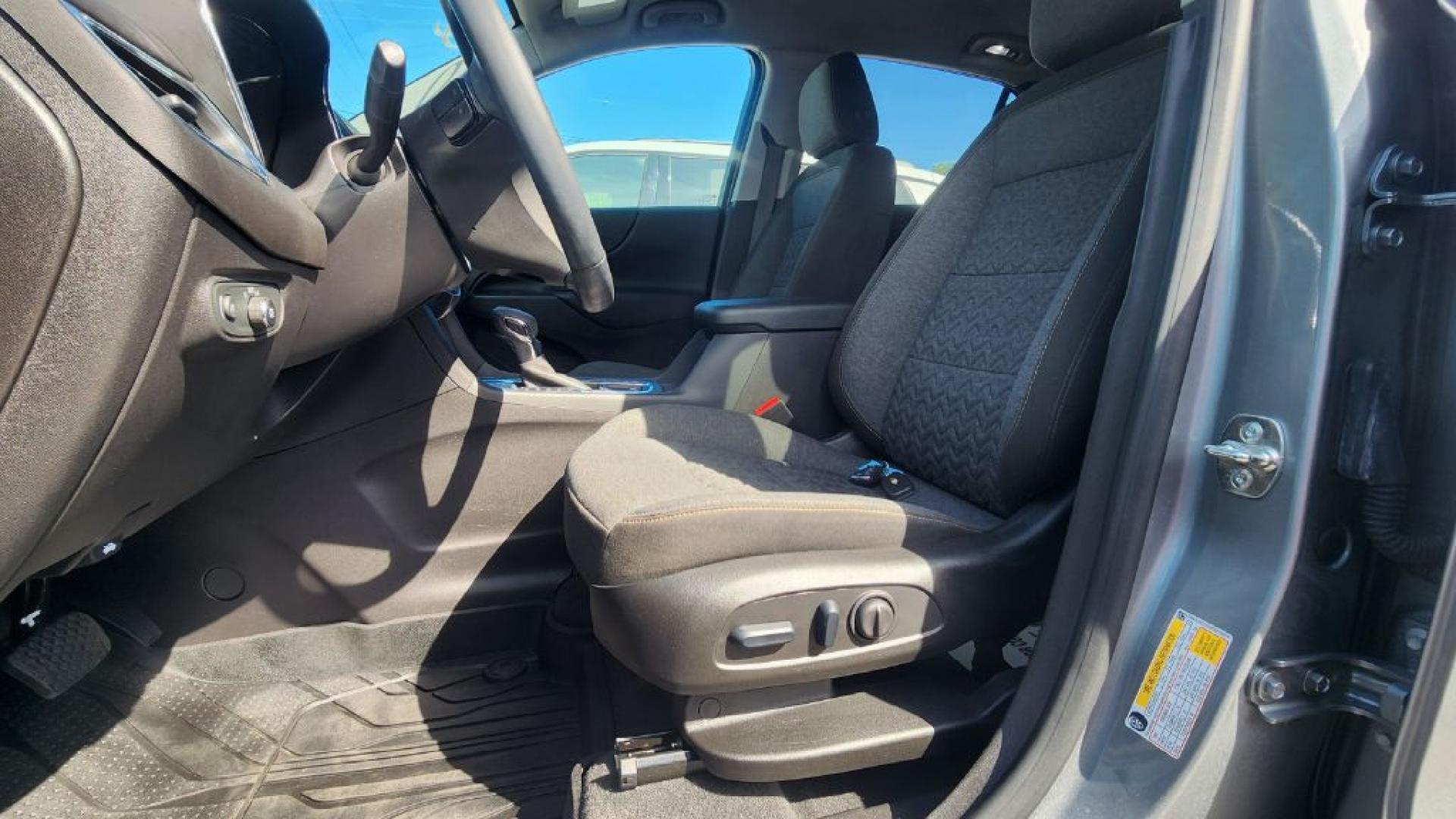 2024 GRAY CHEVROLET EQUINOX LT - FWD (3GNAXKEG6RS) with an 1.5L engine, Automatic transmission, located at 101 S. Halleck St., DeMotte, 46310, (219) 987-2922, 41.202343, -87.198189- Photo#4