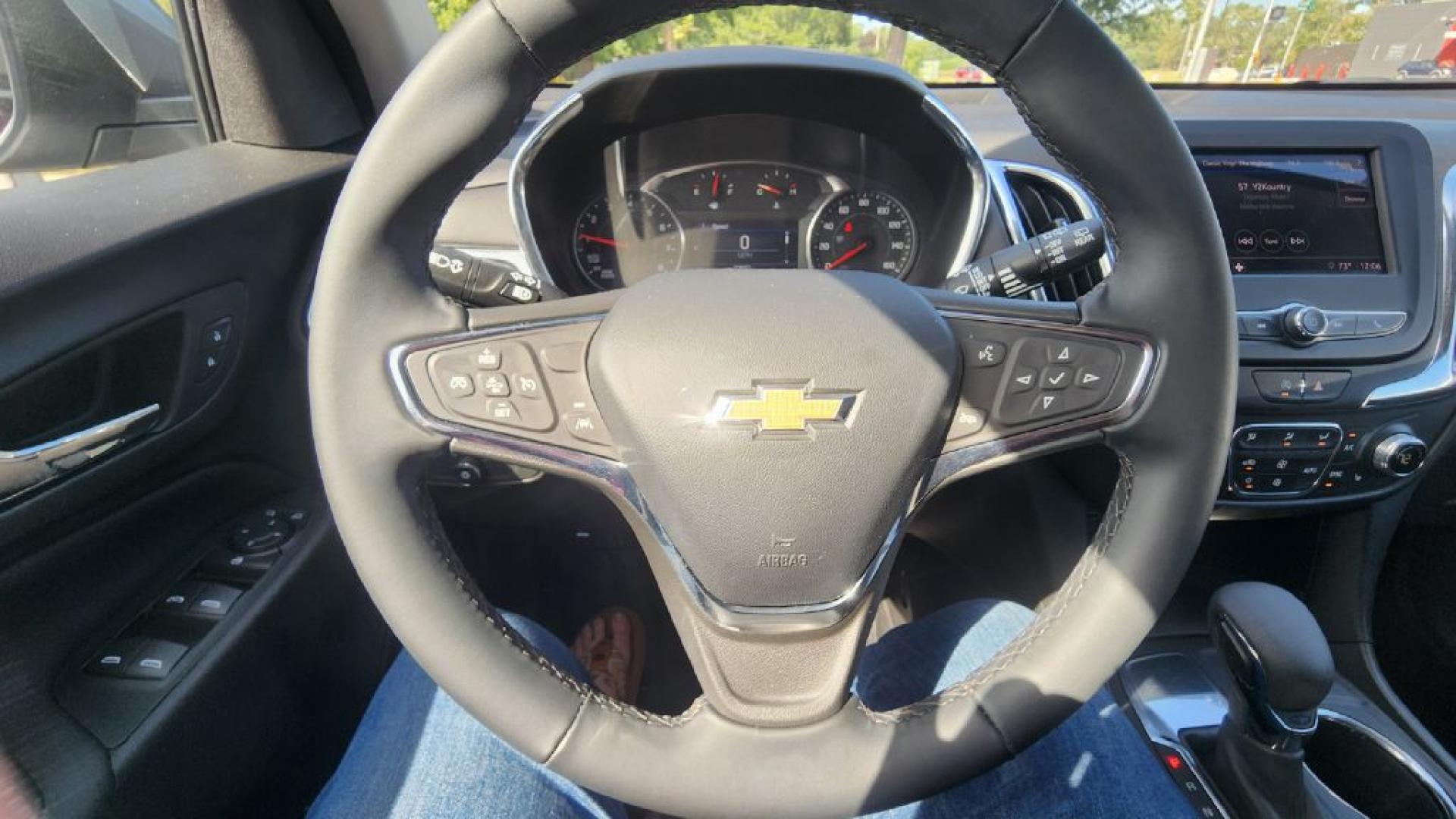 2024 GRAY CHEVROLET EQUINOX LT - FWD (3GNAXKEG6RS) with an 1.5L engine, Automatic transmission, located at 101 S. Halleck St., DeMotte, 46310, (219) 987-2922, 41.202343, -87.198189- Photo#10