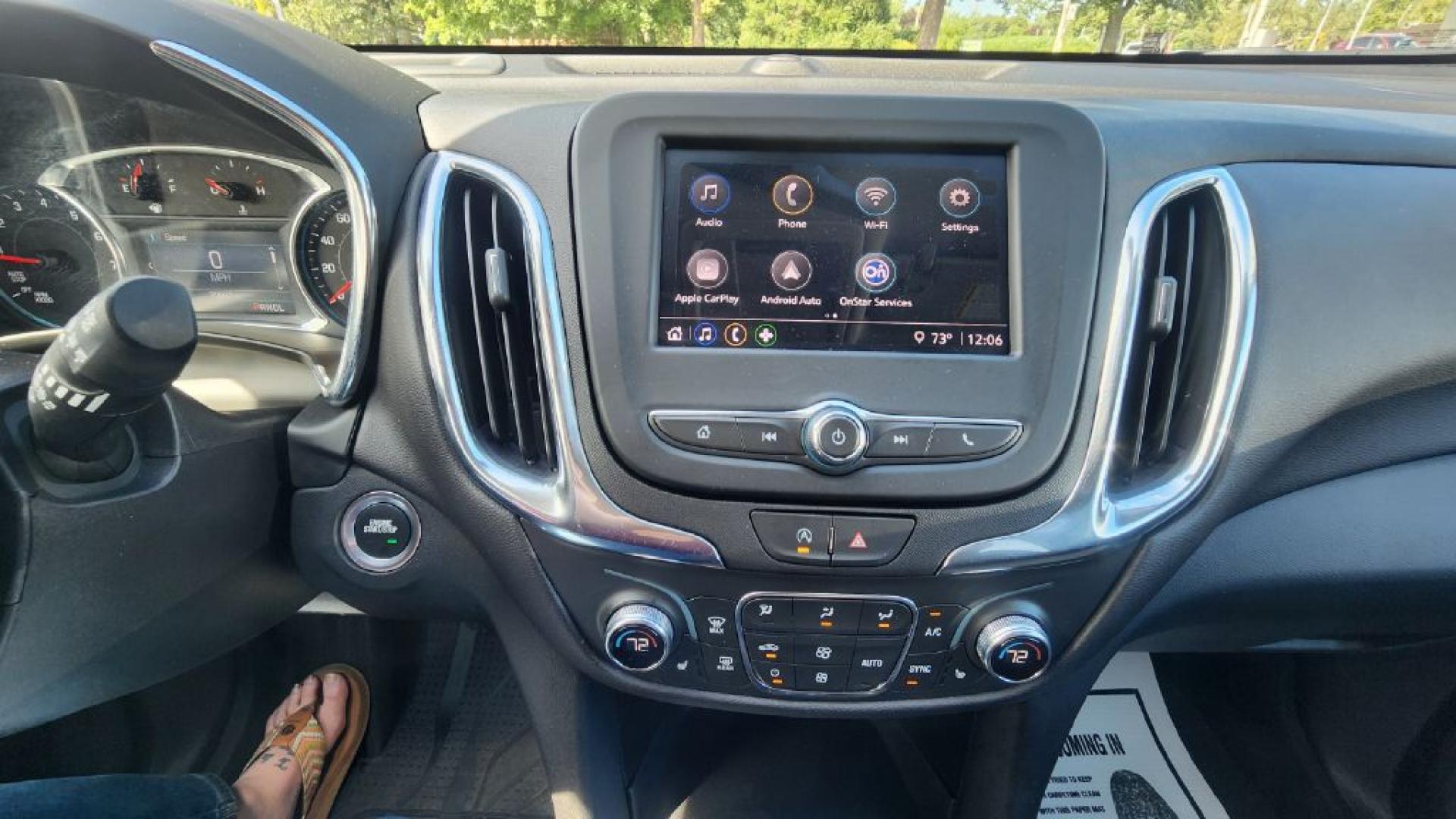 2024 GRAY CHEVROLET EQUINOX LT - FWD (3GNAXKEG6RS) with an 1.5L engine, Automatic transmission, located at 101 S. Halleck St., DeMotte, 46310, (219) 987-2922, 41.202343, -87.198189- Photo#12