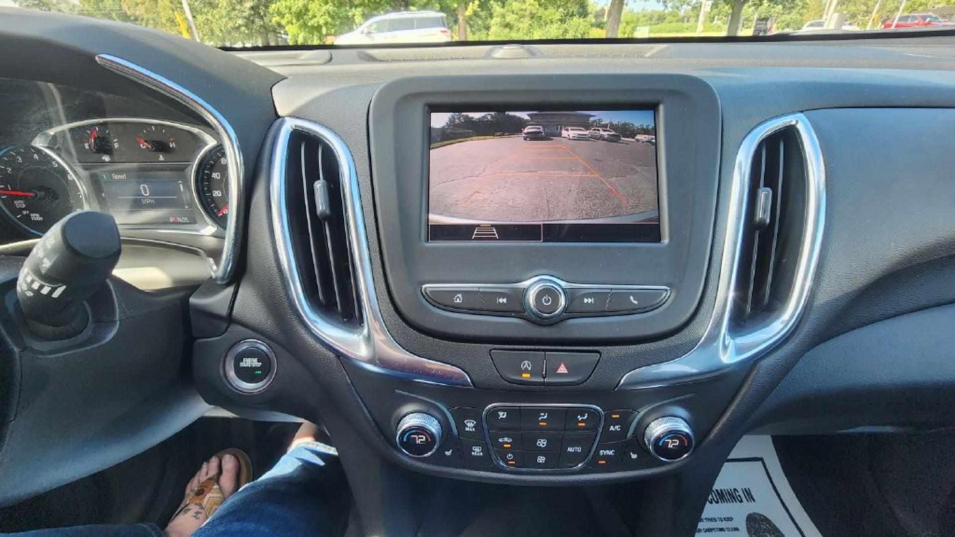 2024 GRAY CHEVROLET EQUINOX LT - FWD (3GNAXKEG6RS) with an 1.5L engine, Automatic transmission, located at 101 S. Halleck St., DeMotte, 46310, (219) 987-2922, 41.202343, -87.198189- Photo#13