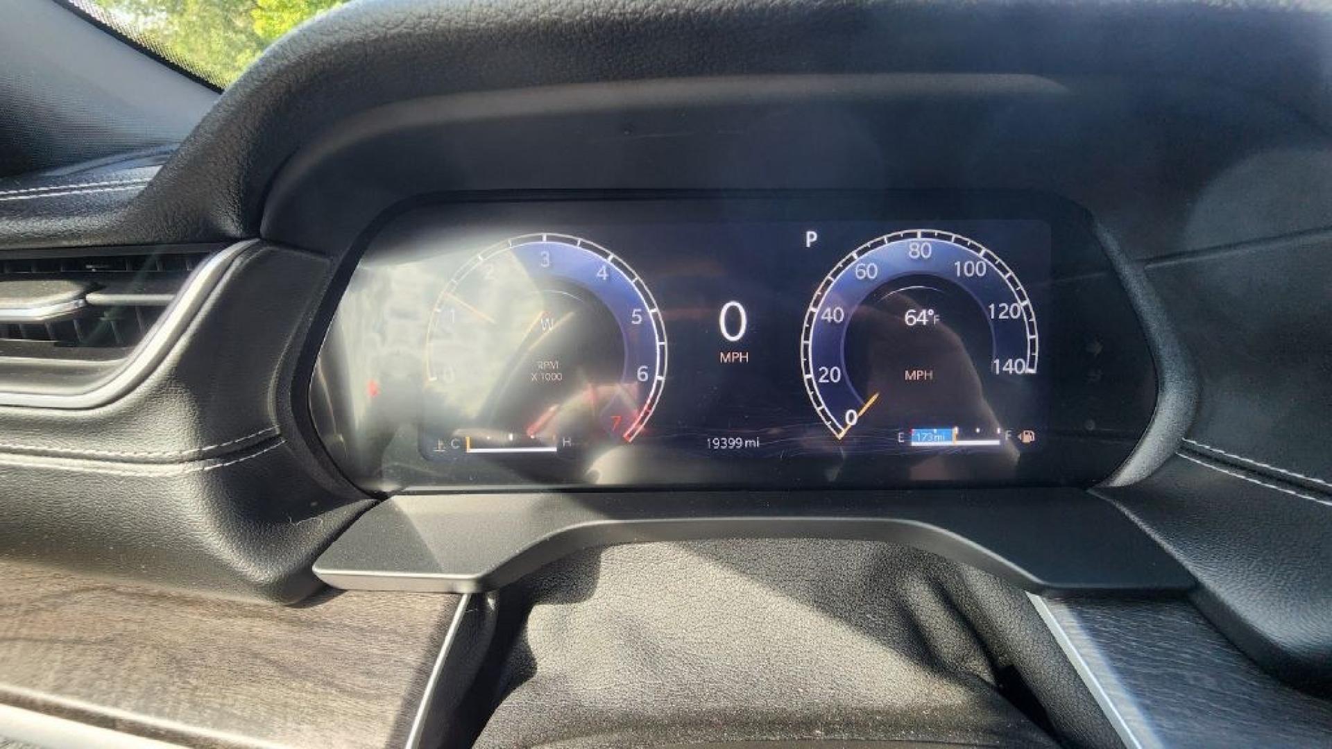 2024 WHITE JEEP GRAND CHEROKEE LIMITED - 4WD (1C4RJHBG0RC) with an 3.6L engine, Automatic transmission, located at 101 S. Halleck St., DeMotte, 46310, (219) 987-2922, 41.202343, -87.198189- Photo#10