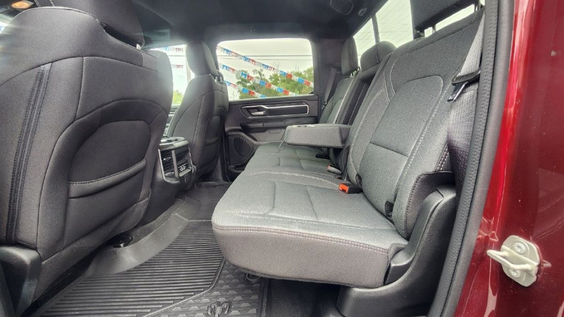 2023 BURGUN RAM 1500 BIG HORN/LONE STAR (1C6RRFFG1PN) with an 3.6L engine, Automatic transmission, located at 101 S. Halleck St., DeMotte, 46310, (219) 987-2922, 41.202343, -87.198189- Photo#5