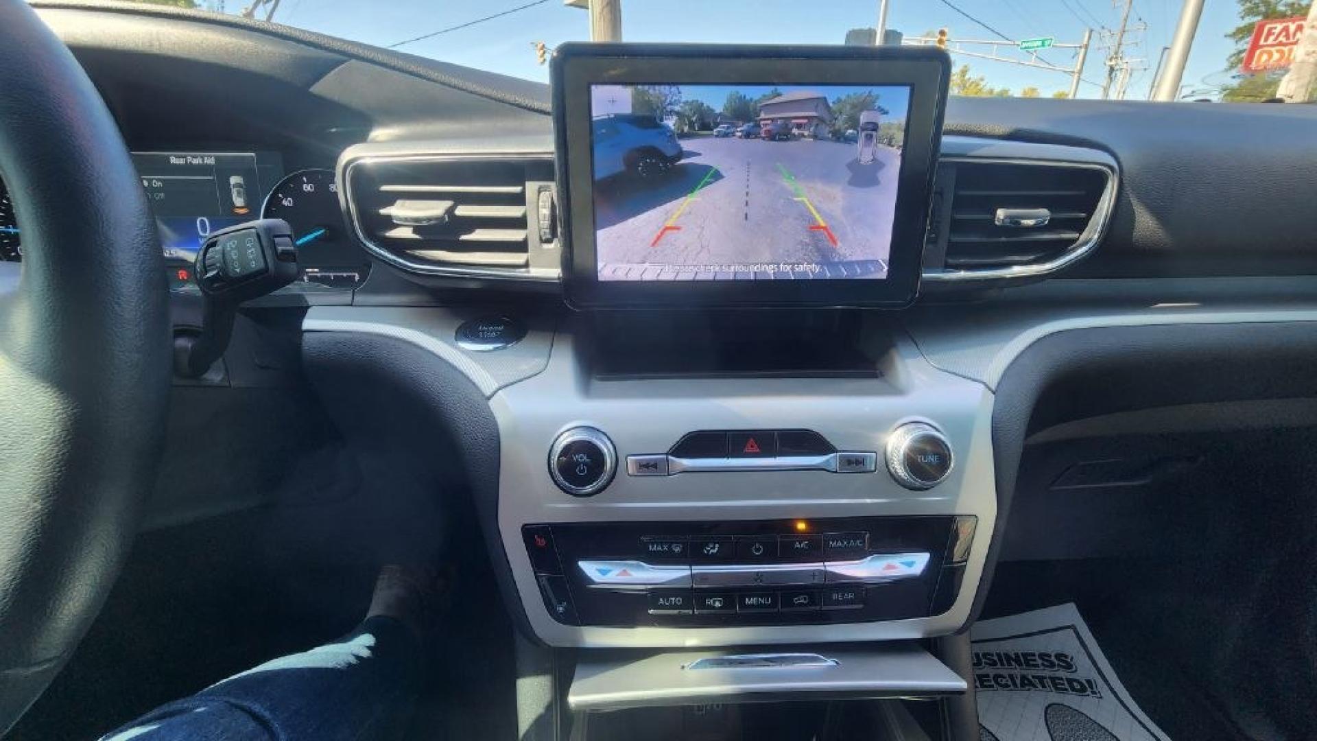 2022 GRAY FORD EXPLORER XLT (1FMSK8DH5NG) with an 2.3L engine, Automatic transmission, located at 101 S. Halleck St., DeMotte, 46310, (219) 987-2922, 41.202343, -87.198189- Photo#17