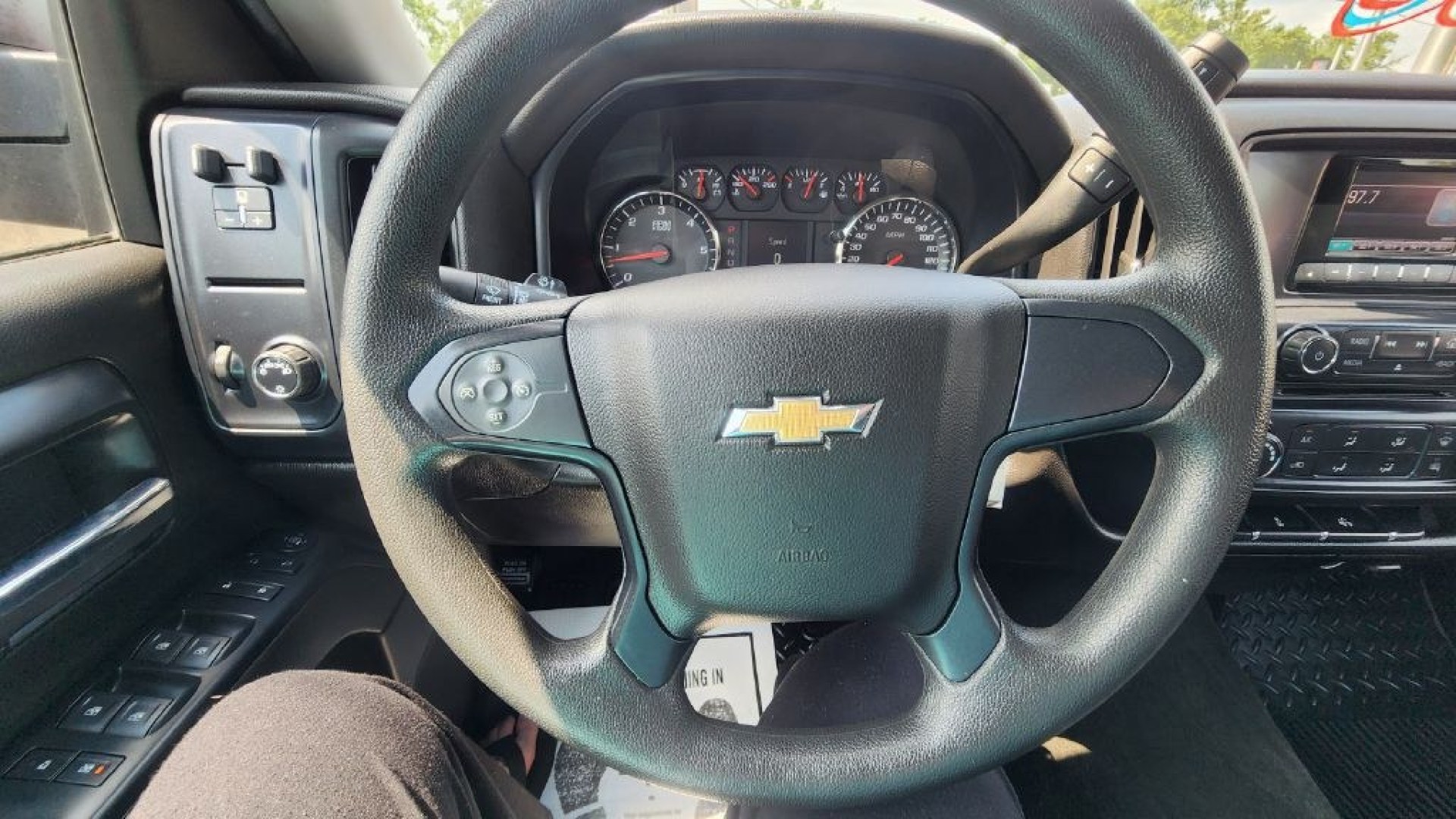 2014 BURGUN /Jet Black/Dark Ash CHEVROLET SILVERADO 1500 (1GCRCPEH4EZ) with an 4.3L engine, Automatic transmission, located at 101 S. Halleck St., DeMotte, 46310, (219) 987-2922, 41.202343, -87.198189- Photo#12